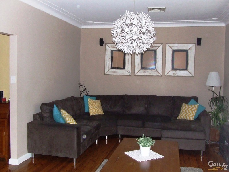 55 Lumsdaine Street, Picton NSW 2571