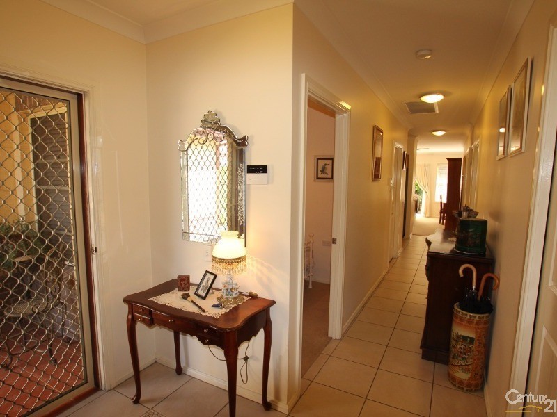 3/3-5 Colden Street, Picton NSW 2571