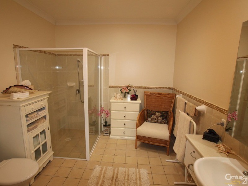 3/3-5 Colden Street, Picton NSW 2571