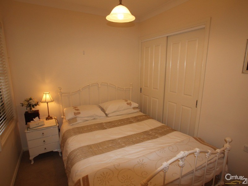 3/3-5 Colden Street, Picton NSW 2571