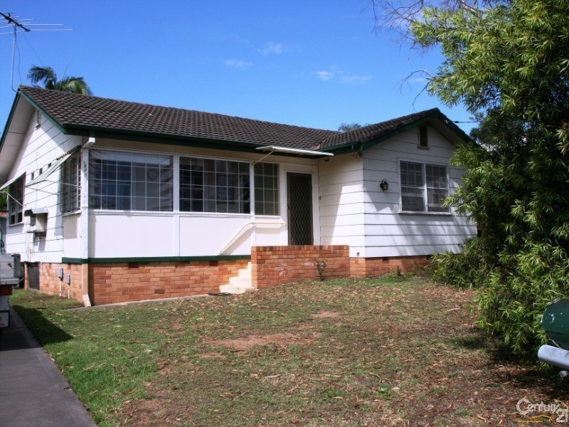 3 Stephenson Street, Leumeah NSW 2560