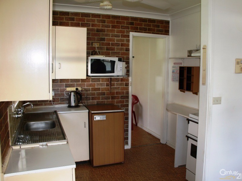 3 Stephenson Street, Leumeah NSW 2560