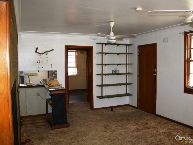 3 Stephenson Street, Leumeah NSW 2560