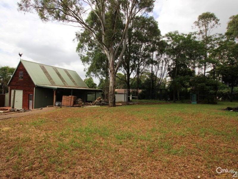 17 Stuart Place, Tahmoor NSW 2573