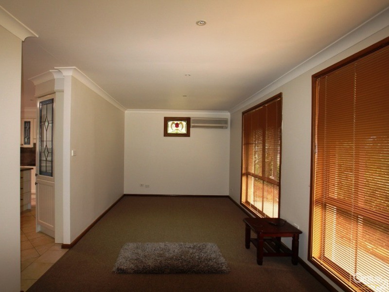 17 Stuart Place, Tahmoor NSW 2573