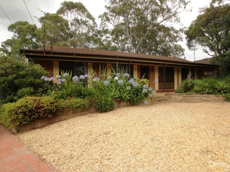 17 Stuart Place, Tahmoor NSW 2573