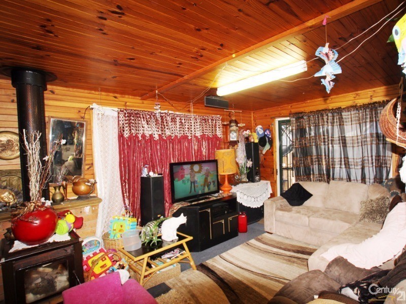 83 York Street, Tahmoor NSW 2573