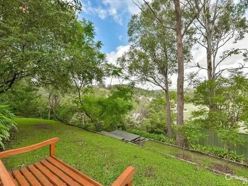 19 Emmett Close, Picton NSW 2571