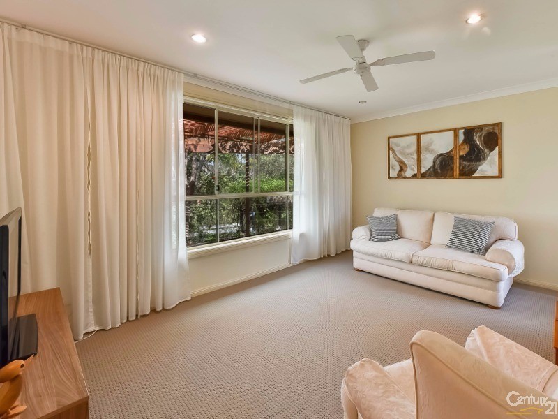 19 Emmett Close, Picton NSW 2571