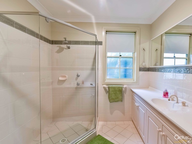 19 Emmett Close, Picton NSW 2571