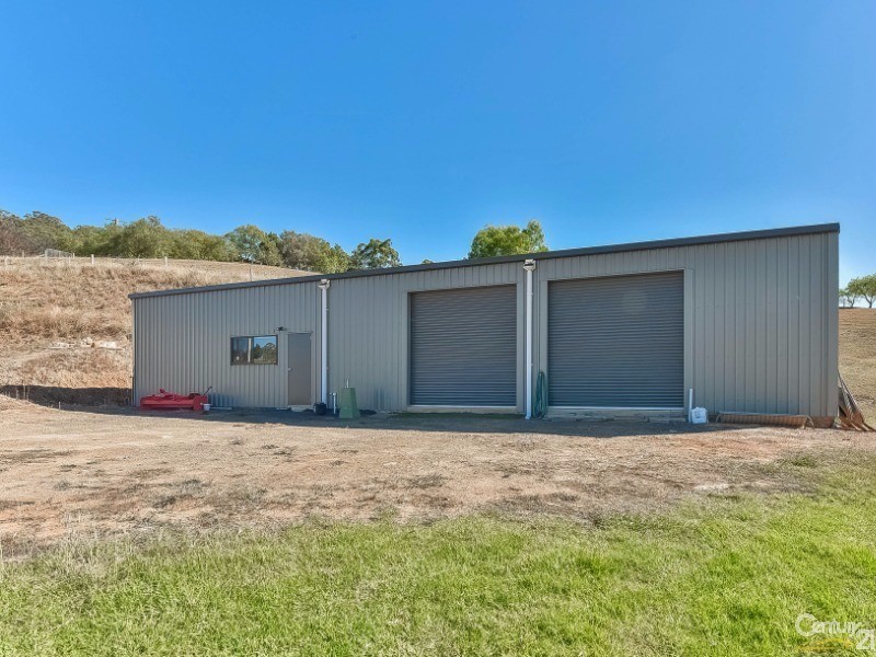 83 Hawkey Road, Menangle NSW 2568