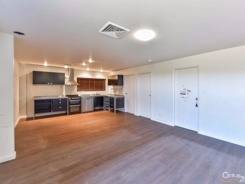 83 Hawkey Road, Menangle NSW 2568