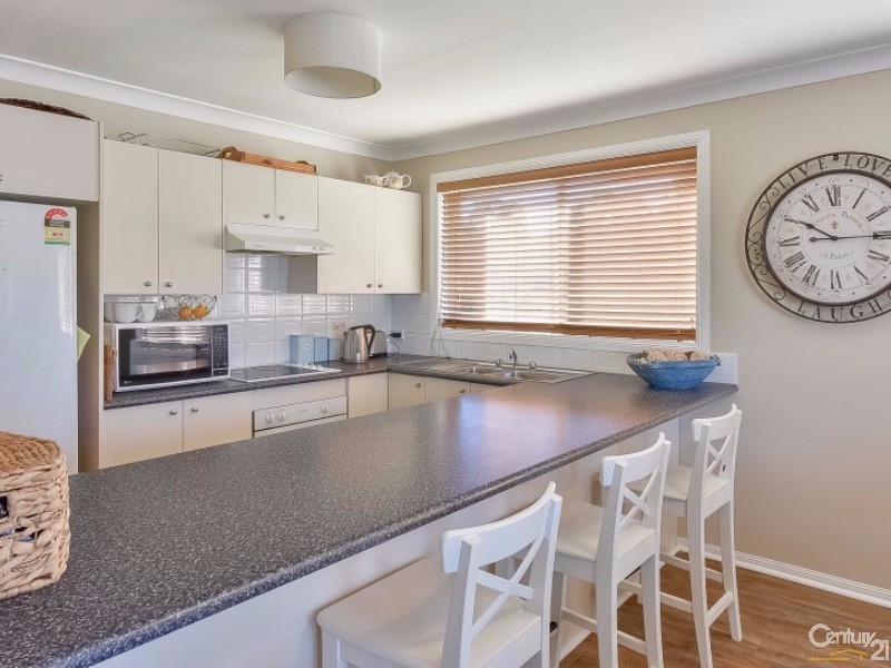 8B Baroo Street, Thirlmere NSW 2572