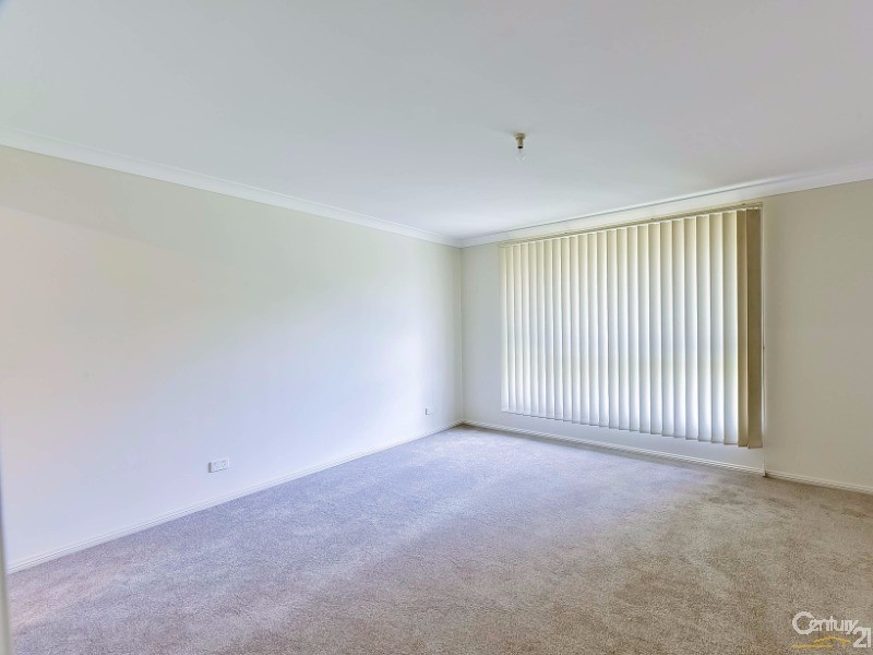 4 Richardson Street, Thirlmere NSW 2572