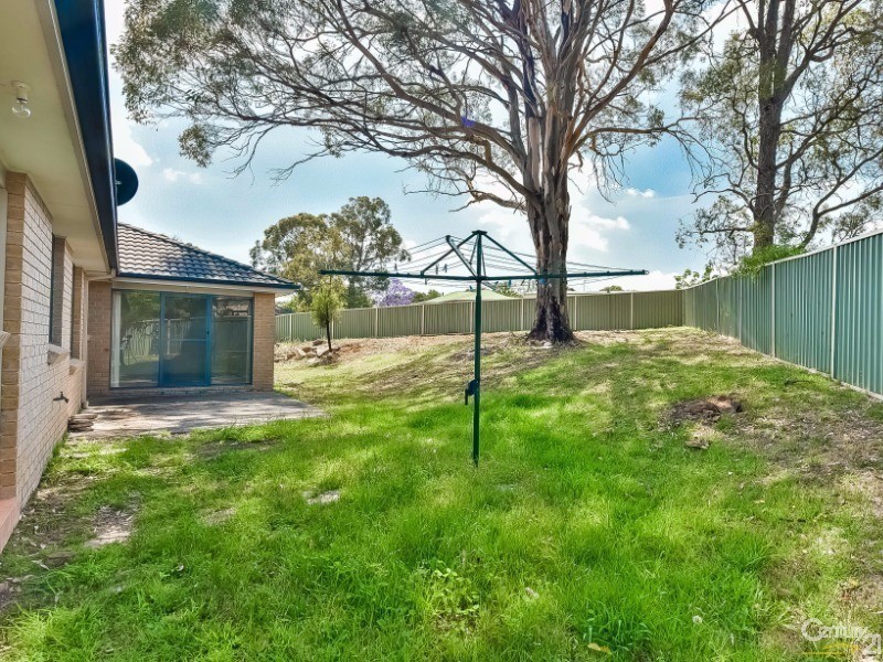 4 Richardson Street, Thirlmere NSW 2572