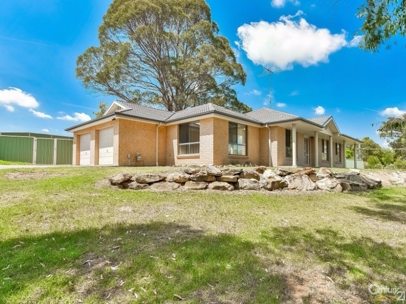4 Richardson Street, Thirlmere NSW 2572