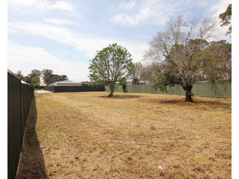 53A Carlton Road, Thirlmere NSW 2572