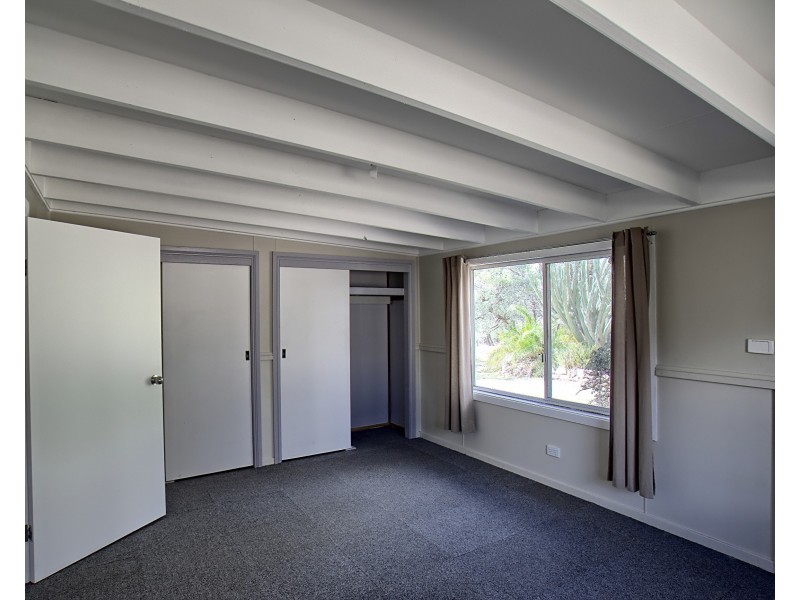 71 Kent Road, Picton NSW 2571