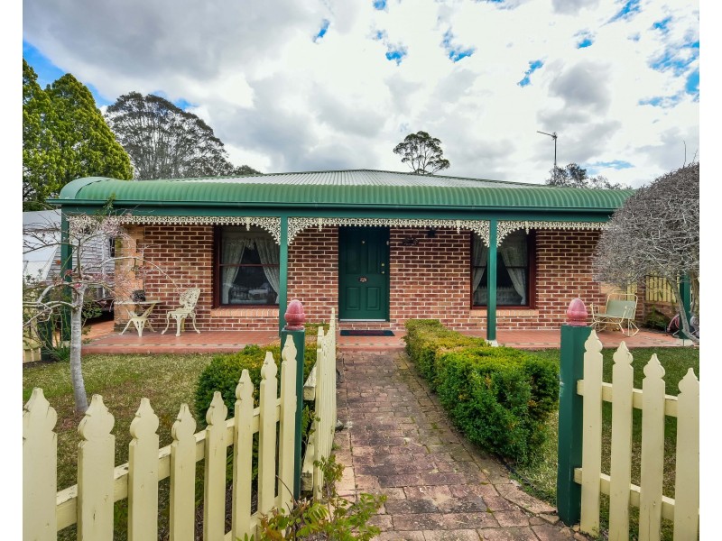 23B Campbell Street, Picton NSW 2571