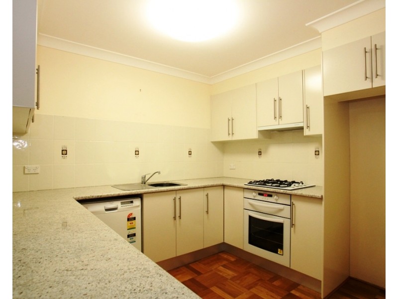 15/5-2 Mead Drive, Chipping Norton NSW 2170