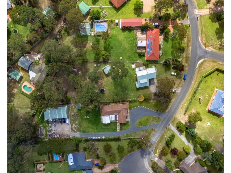 24 Lloyds Way, Bargo NSW 2574