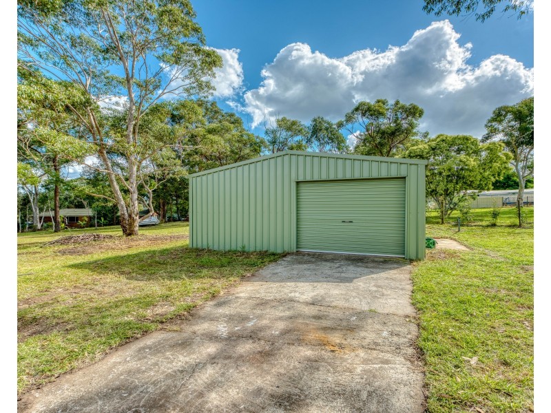 24 Lloyds Way, Bargo NSW 2574