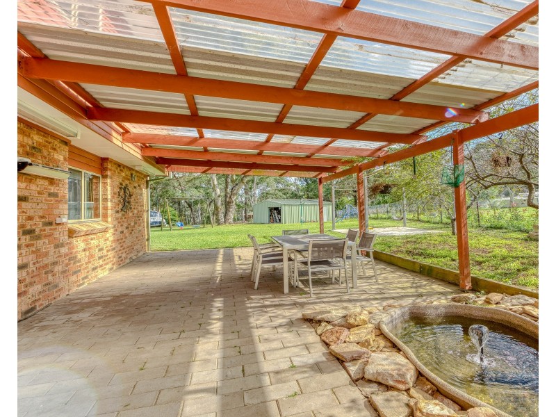 24 Lloyds Way, Bargo NSW 2574