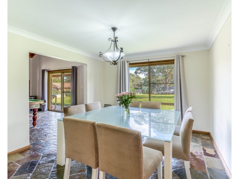 24 Lloyds Way, Bargo NSW 2574