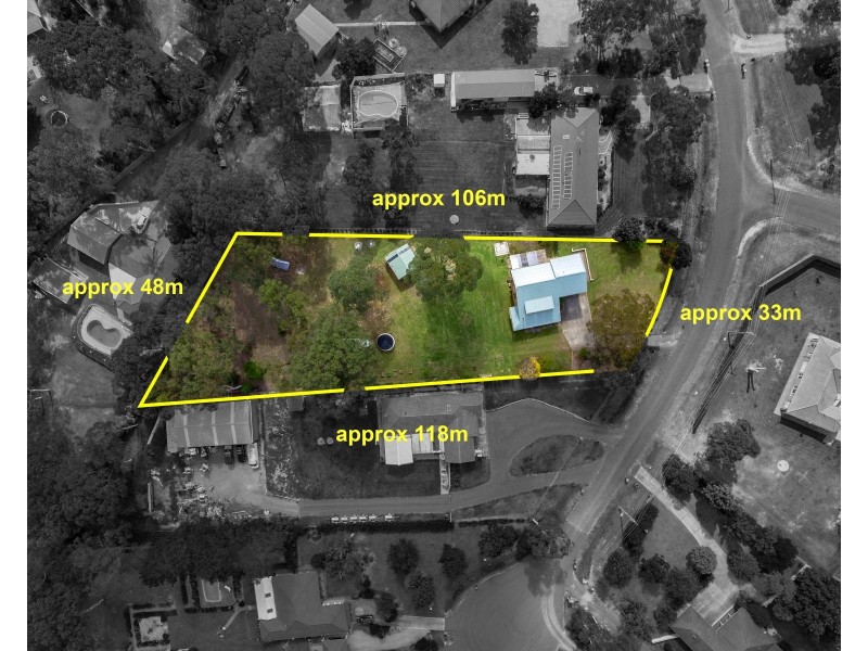 24 Lloyds Way, Bargo NSW 2574