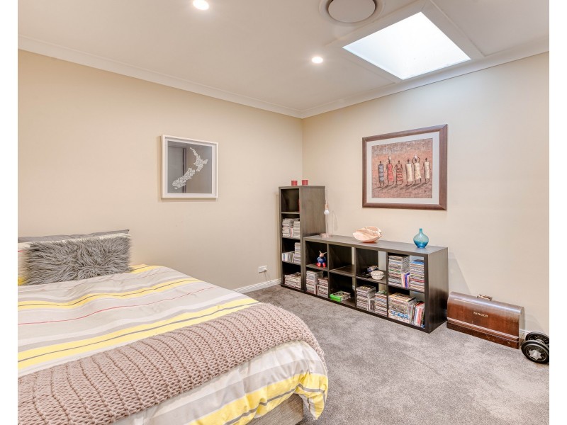 13 Close Street, Thirlmere NSW 2572