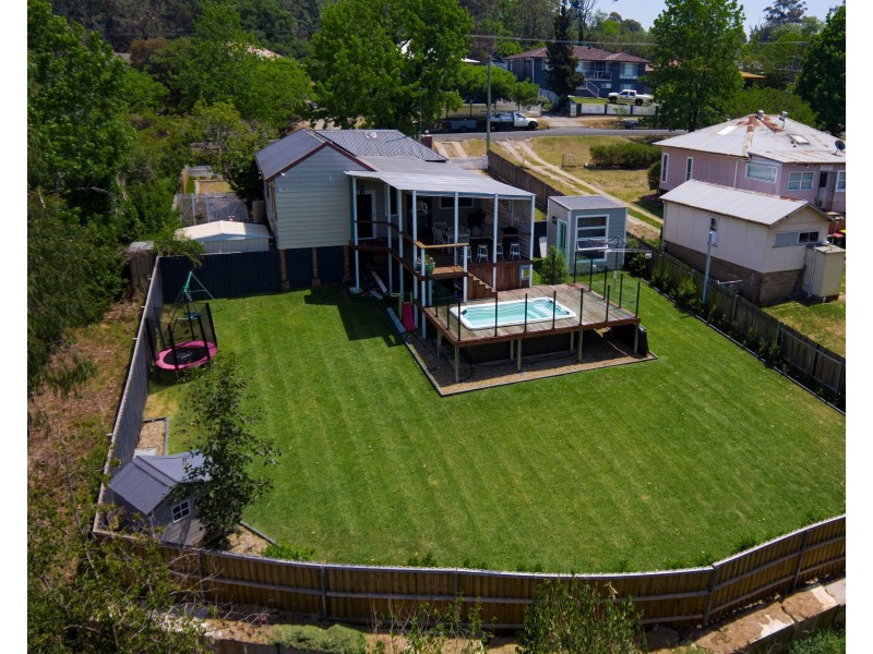 54 Lumsdaine Street, Picton NSW 2571