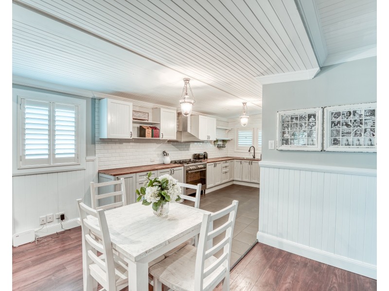 54 Lumsdaine Street, Picton NSW 2571