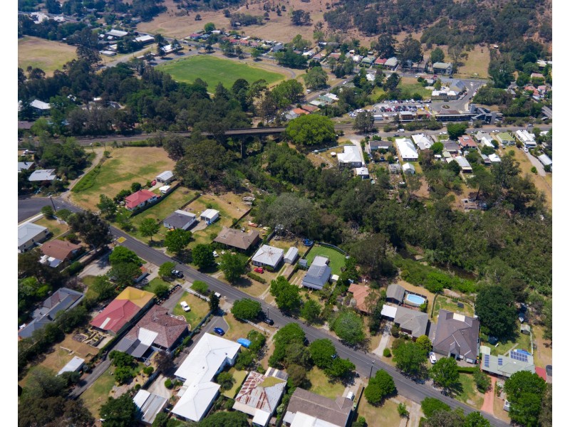 54 Lumsdaine Street, Picton NSW 2571