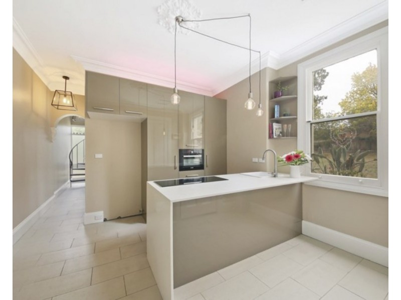 3/249 Menangle Street, Picton NSW 2571