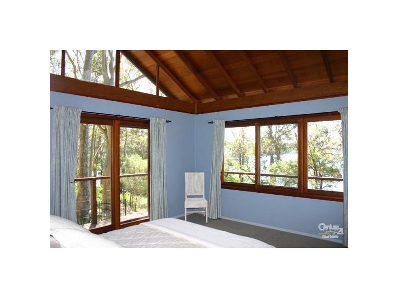 . Douglas Estate, Elvina Bay NSW 2105