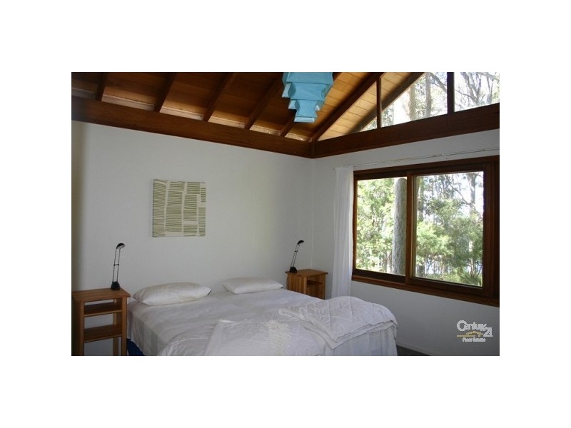 . Douglas Estate, Elvina Bay NSW 2105