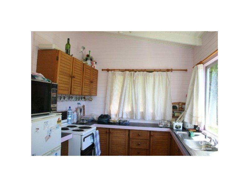 . IVORS, Scotland Island NSW 2105