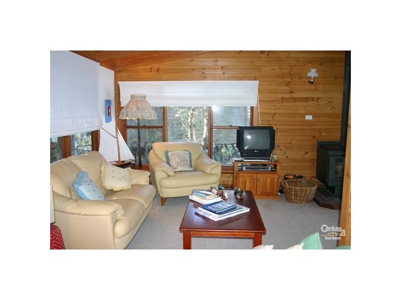 . SEABREEZE, Lovett Bay NSW 2105