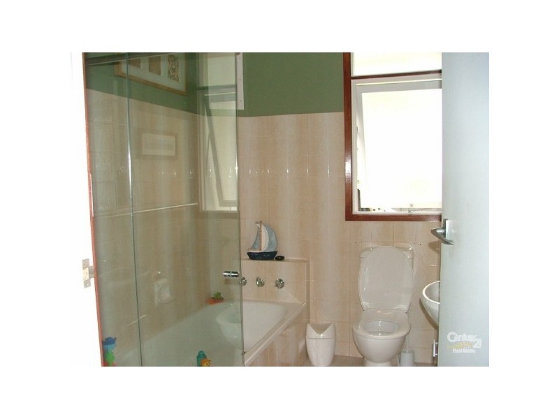 10 The Crescent, North Narrabeen NSW 2101