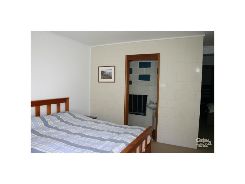 10 The Crescent, North Narrabeen NSW 2101