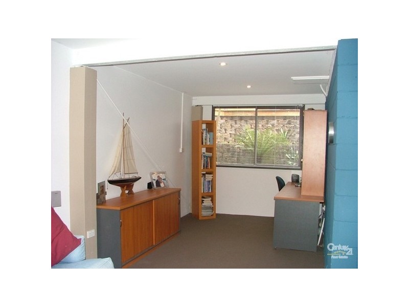 10 The Crescent, North Narrabeen NSW 2101