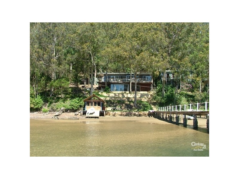 . CARINYA, Elvina Bay NSW 2105