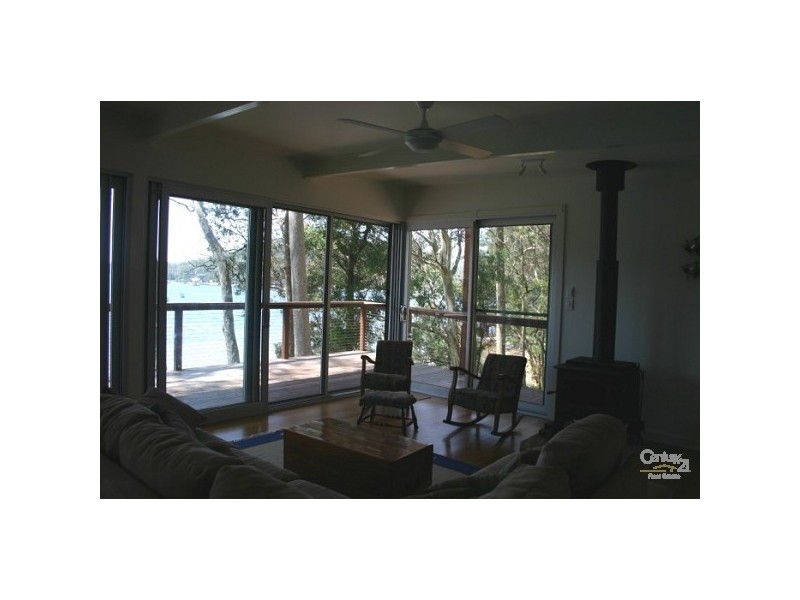 . CARINYA, Elvina Bay NSW 2105