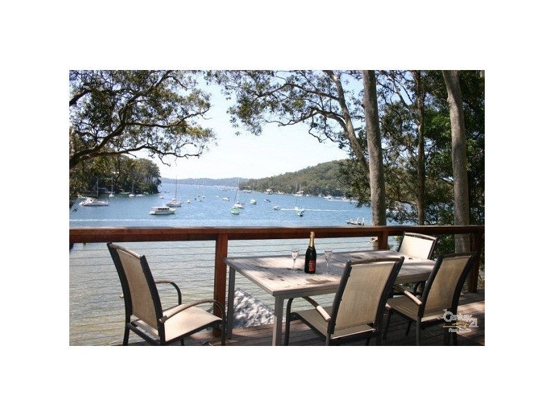 . CARINYA, Elvina Bay NSW 2105