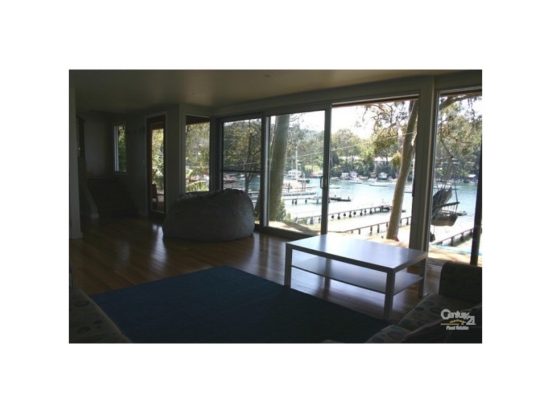 . CARINYA, Elvina Bay NSW 2105