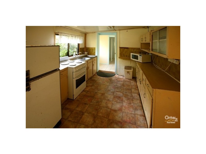 12 Monash Avenue, Great Mackerel Beach NSW 2108