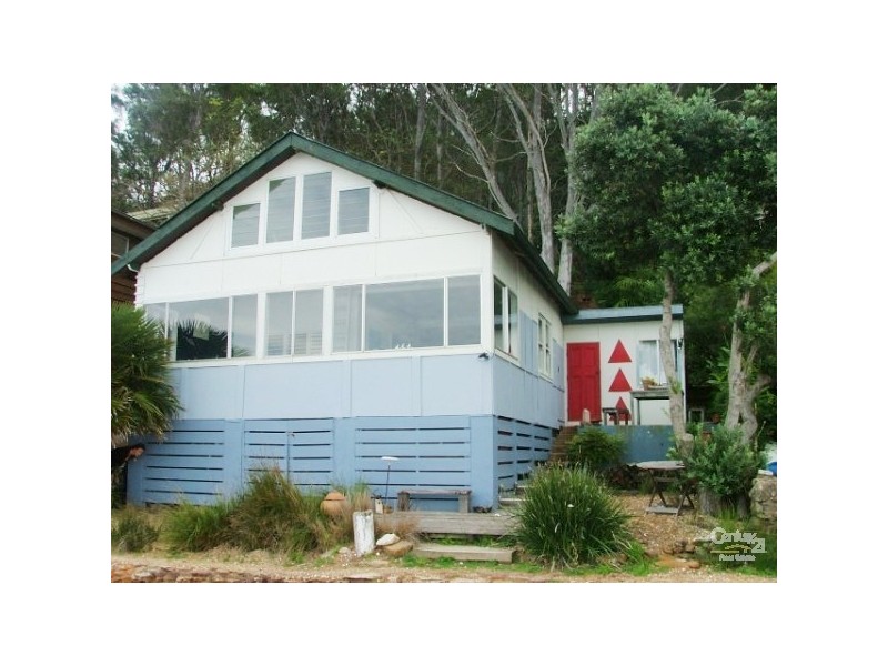 . The Beach Shack, Scotland Island NSW 2105