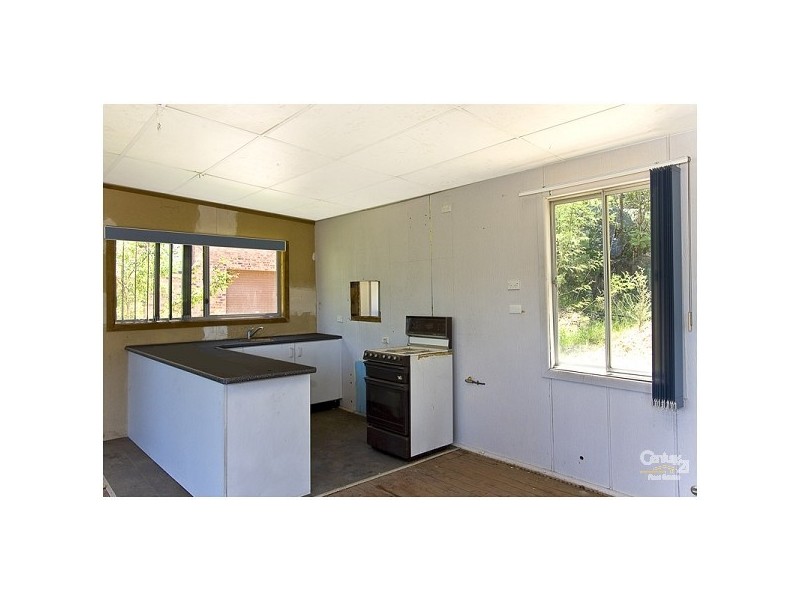 11 Ski Lodge Road, Cumberland Reach NSW 2756