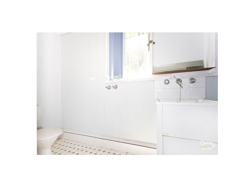 11 Ski Lodge Road, Cumberland Reach NSW 2756