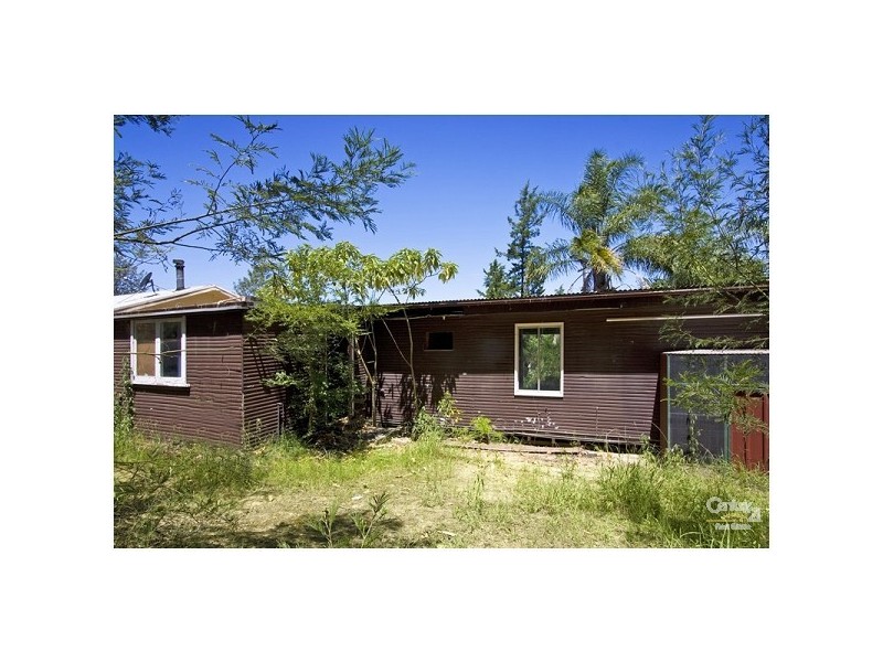 11 Ski Lodge Road, Cumberland Reach NSW 2756